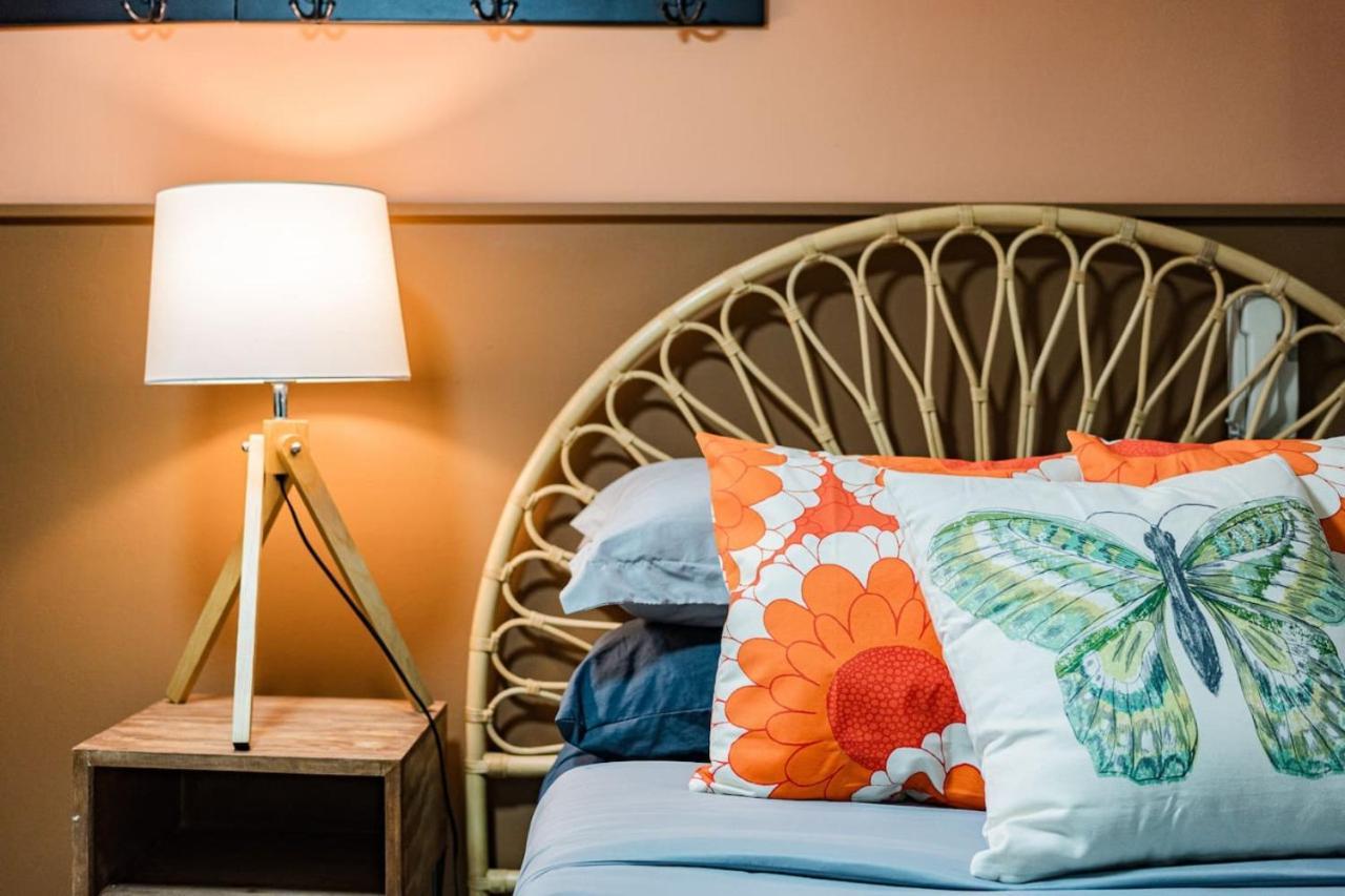 Stylish Getaway With Patio, Near Attractions *