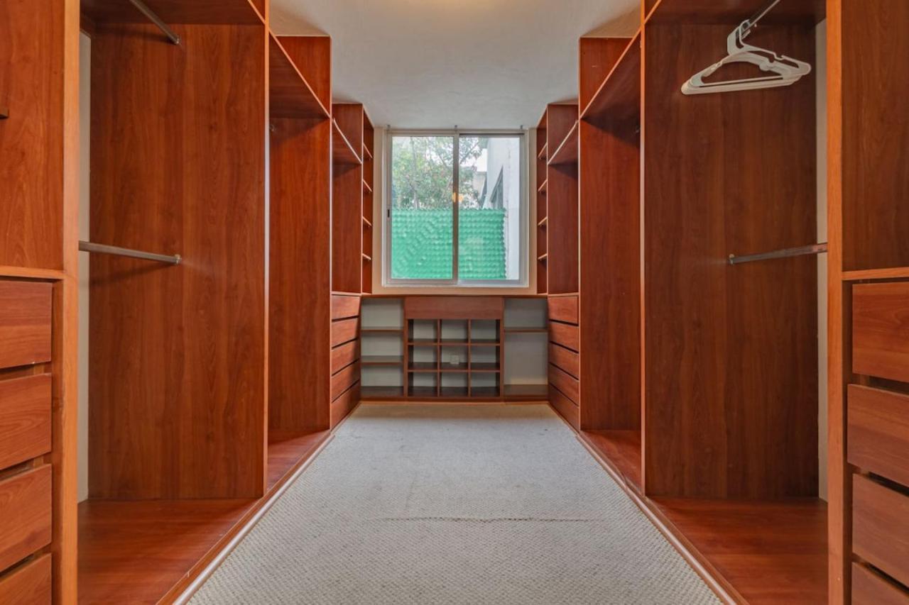 Holiday home Stylish Getaway With Patio, Near Attractions Mexico City